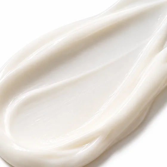 Texture of a lightweight day cream